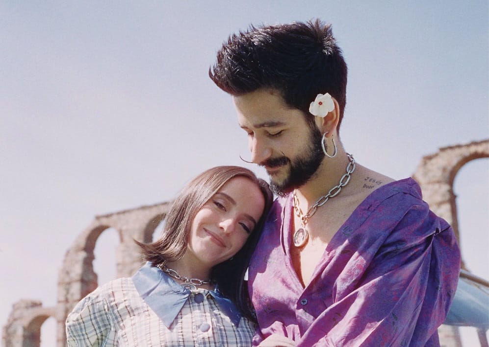 Camilo y Evaluna anuncian que serán padres en su nueva canción "Índigo"