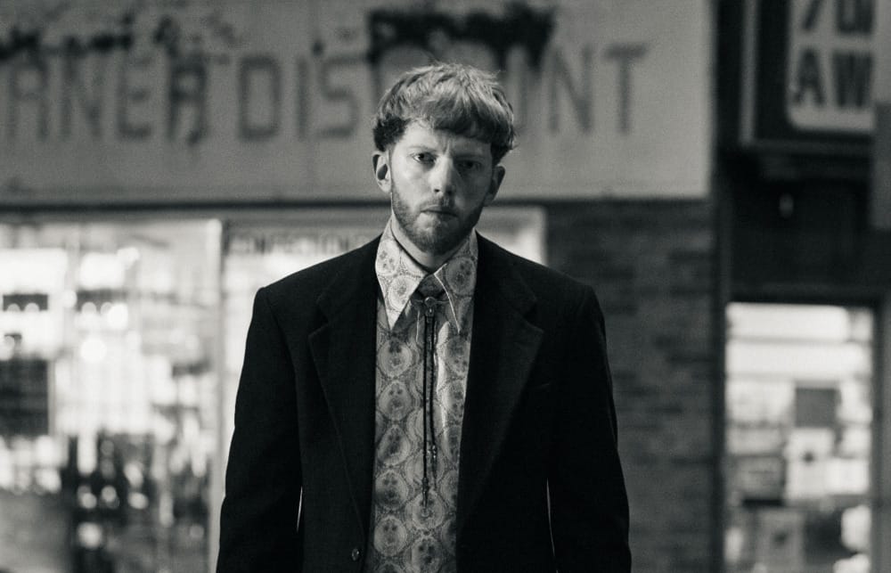 Civic TV firma con Flemish Eye y comparte su nuevo sencillo: "black moon"