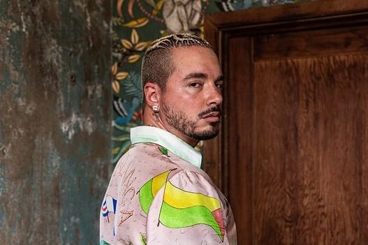 J Balvin estrena su nuevo sencillo "Otro Fili" junto a Jay Wheeler