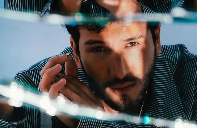 Sebastián Yatra estrena su nuevo álbum "Dharma"