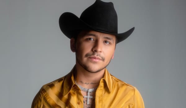 Christian Nodal gana dos premios en los Latin American Music Awards