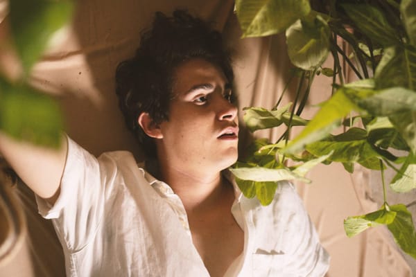 Martín Jesús presenta "Coincidir Contigo" junto a Natalia Aguilar