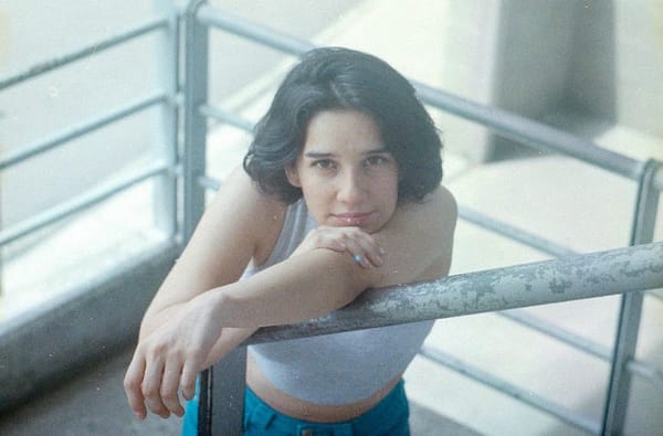 EV piensa “Cosas que probablemente no van a pasar” en su nuevo sencillo