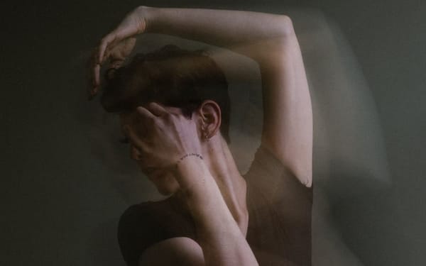 Hela San estrena su nuevo álbum "La Sangre"