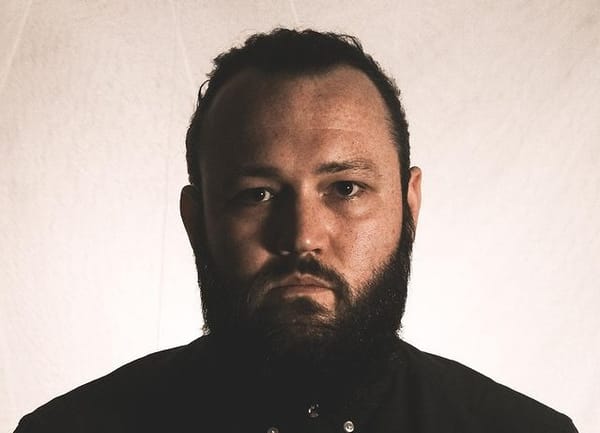 Jack in Water estrena el vídeo de su nuevo y envolvente tema "If I Cared"