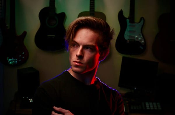 PipoBeats estrena el video de "I'm Thinking When"