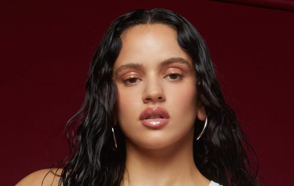 Qué significa "LLYLM" el titulo de la nueva canción spanglish de Rosalía